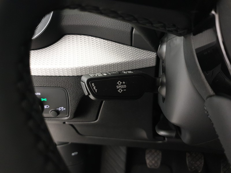 Audi Q2 30TDI 116CV Business Advanced