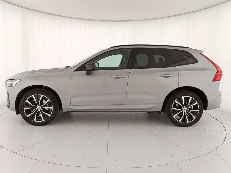 Volvo XC60 2.0 b4 plus dark auto