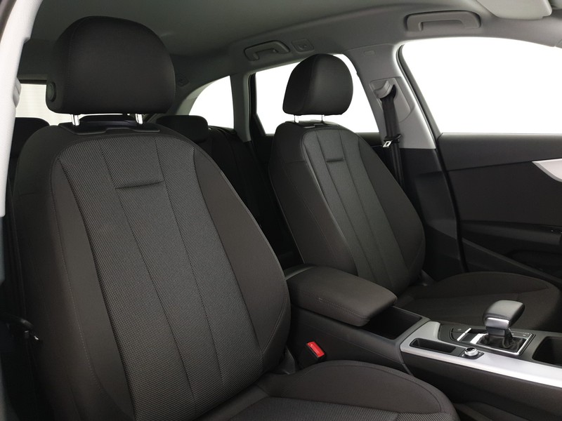 Audi A4 Avant 35TDI 163CV S tronic Business Advanced