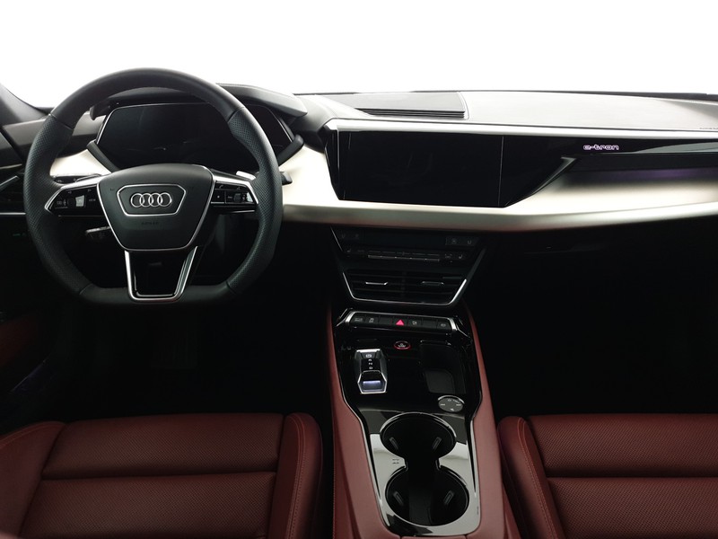 Audi e-tron GT 530CV quattro