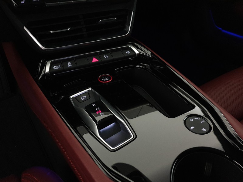 Audi e-tron GT 530CV quattro