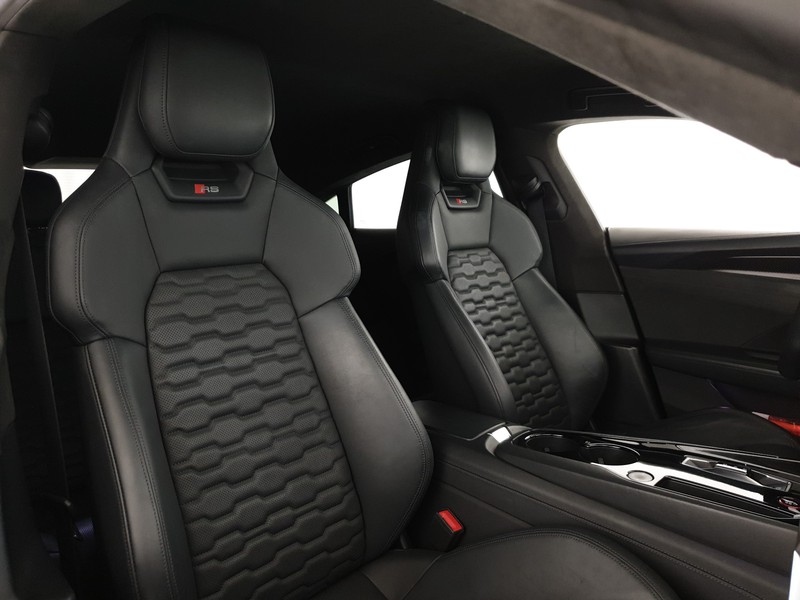 Audi RS e-tron GT 646CV quattro