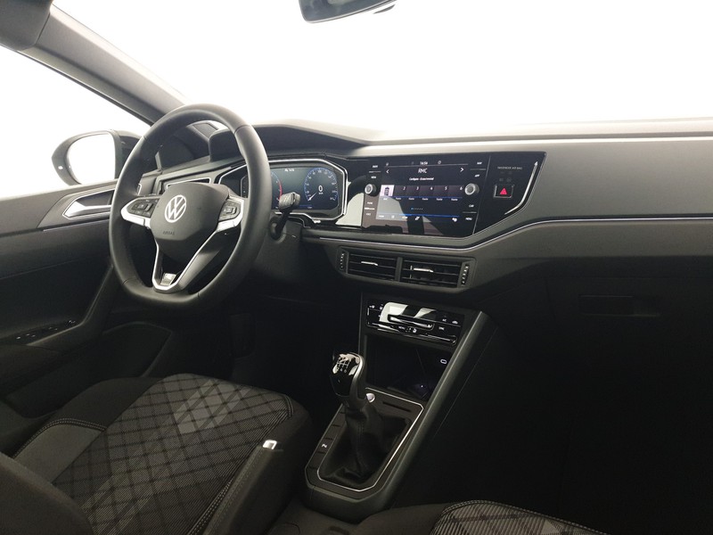 Volkswagen Taigo 1.0 tsi r-line plus 115cv