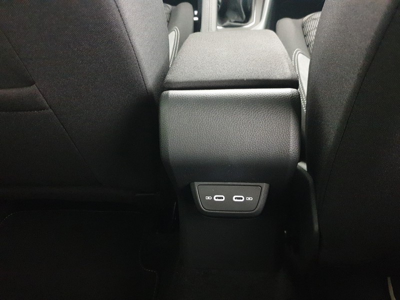 Volkswagen Taigo 1.0 tsi r-line plus 115cv