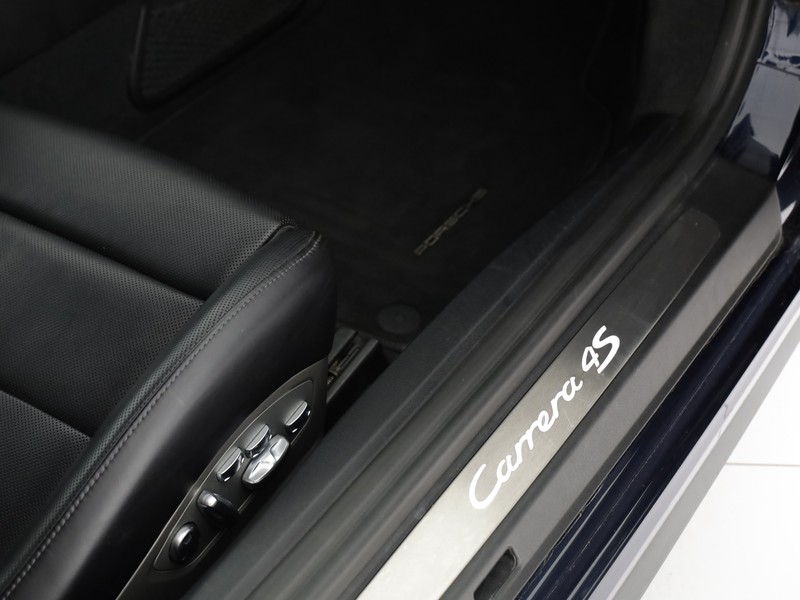 Porsche 911 cabrio 3.0 carrera 4s auto