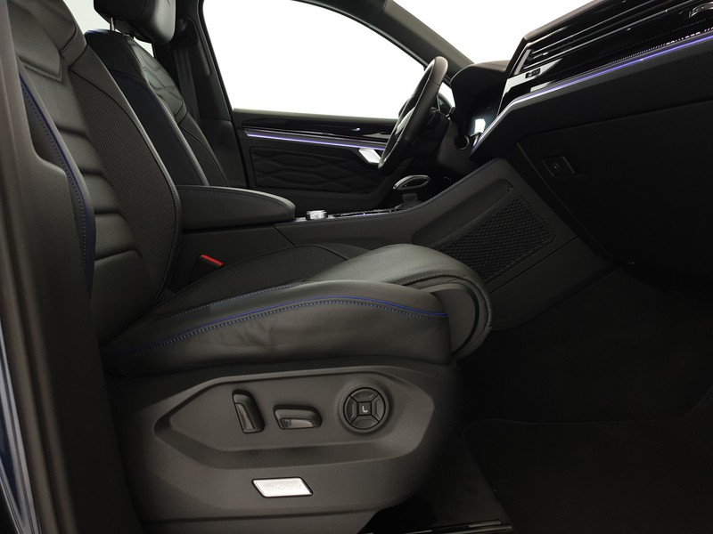 Volkswagen Touareg 3.0 v6 tsi ehybrid r 462cv auto