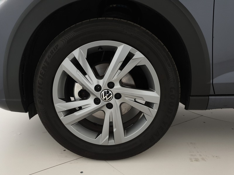Volkswagen Taigo 1.5 tsi r-line 150cv dsg