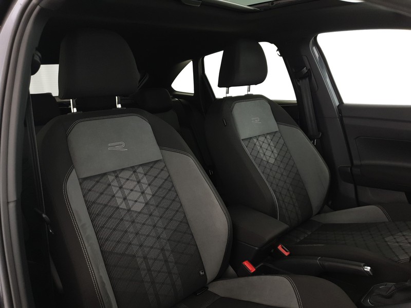Volkswagen Taigo 1.5 tsi r-line 150cv dsg