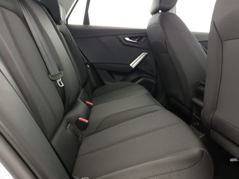 Audi Q2 35TFSI 150CV S tronic Carbon Edition
