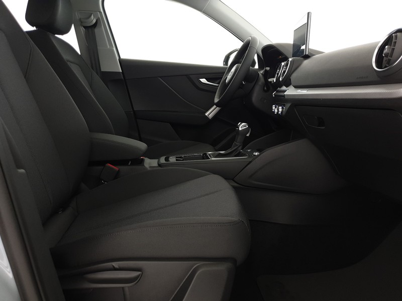 Audi Q2 35TFSI 150CV S tronic Carbon Edition