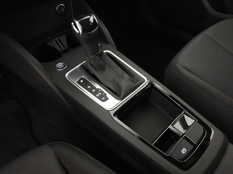 Audi Q2 35TFSI 150CV S tronic Carbon Edition