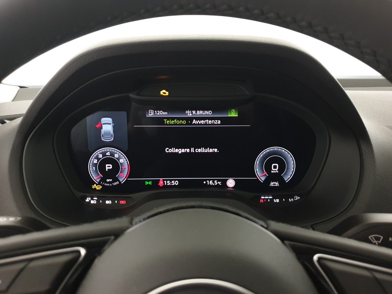 Audi Q2 35TFSI 150CV S tronic Carbon Edition