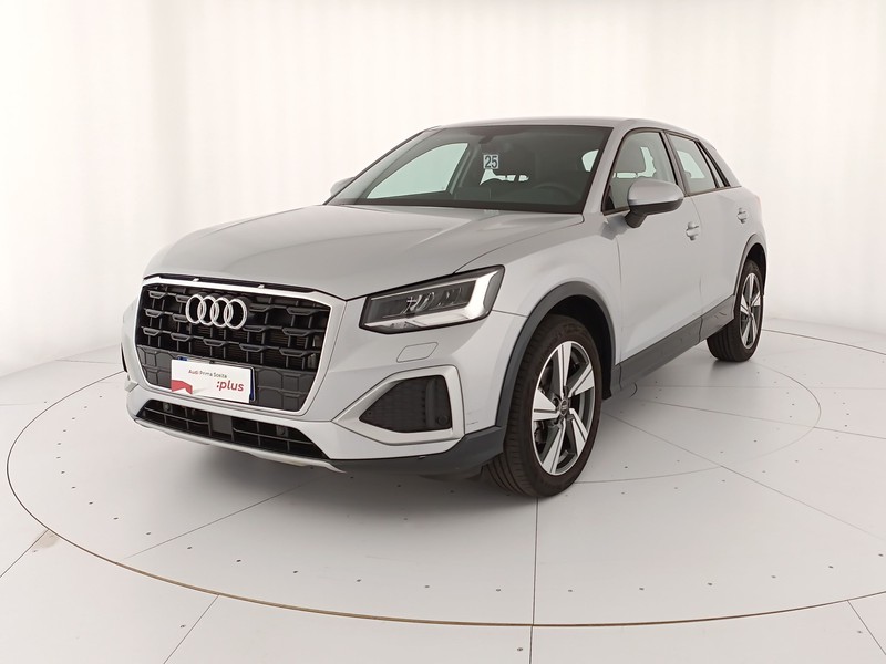 Audi Q2 35 1.5 tfsi admired