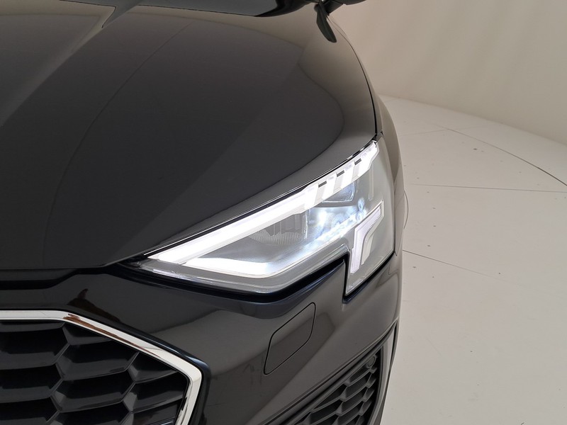 Audi A3 sportback 35 2.0 tdi s line edition s-tronic
