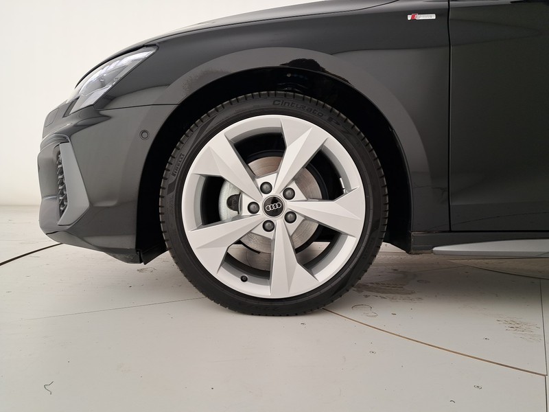 Audi A3 sportback 35 2.0 tdi s line edition s-tronic