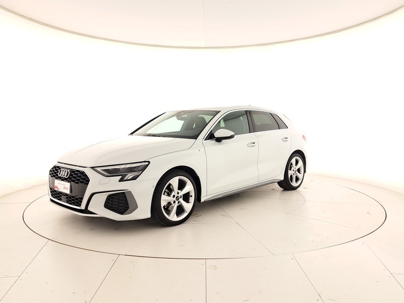 Audi A3 sportback 35 2.0 tdi s line edition s-tronic