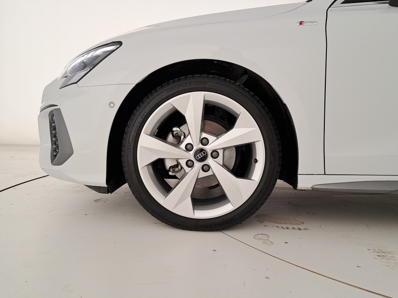 Audi A3 sportback 35 2.0 tdi s line edition s-tronic