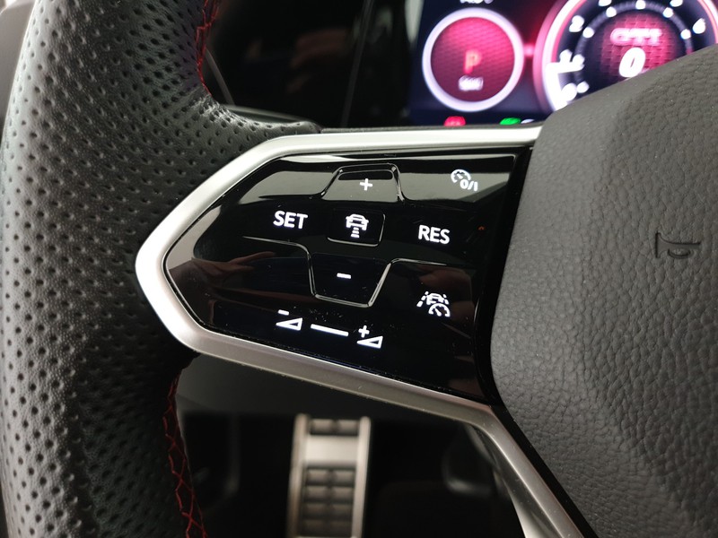 Volkswagen Golf 2.0 tsi gti 245cv dsg