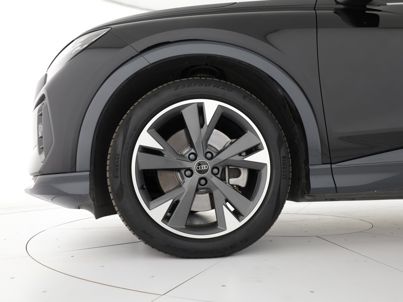 Audi Q4 e-tron sportback e-tron 40 business advanced