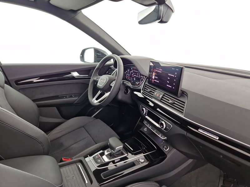 Audi Q5 40 2.0 tdi mhev 12v identity black quattro s-tronic