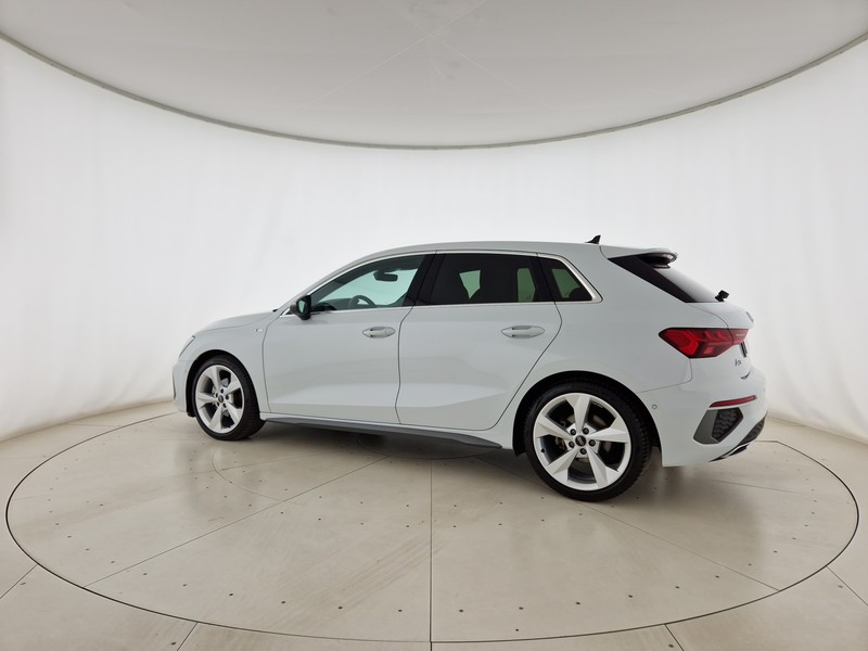 Audi A3 sportback 35 2.0 tdi s line edition s-tronic