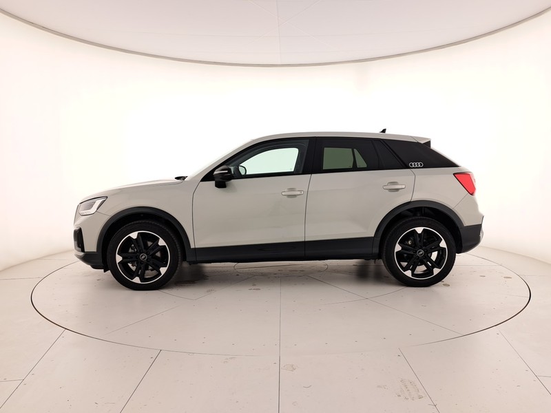 Audi Q2 35 1.5 tfsi admired advanced s-tronic