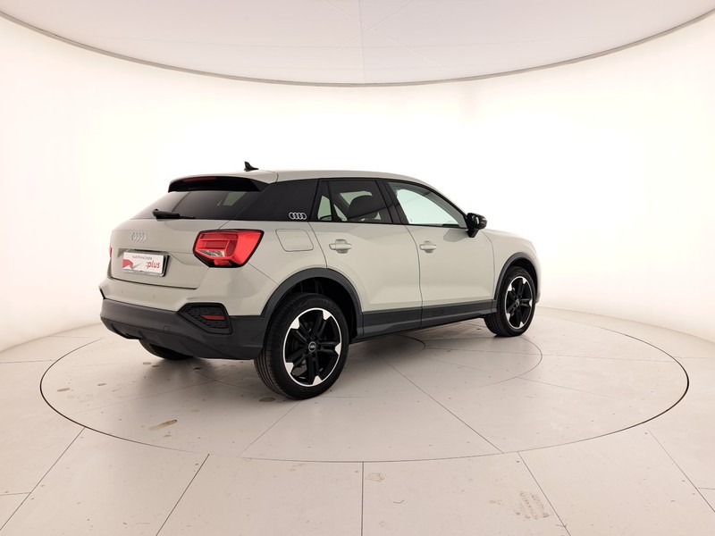 Audi Q2 35 1.5 tfsi admired advanced s-tronic