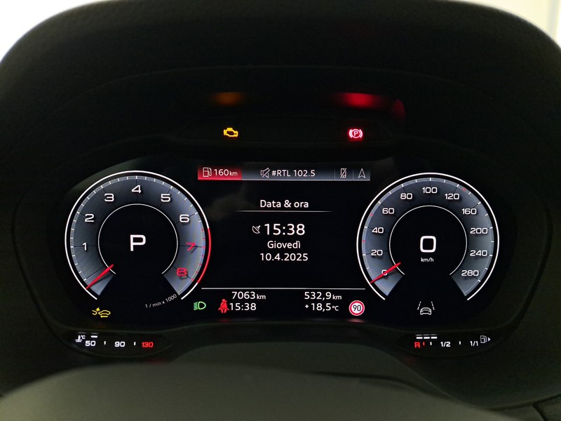 Audi Q2 35 1.5 tfsi admired advanced s-tronic