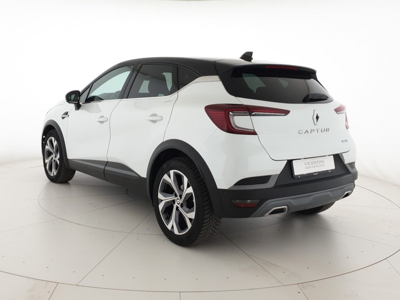Renault Captur 1.6 e-tech hybrid rs line 145cv auto