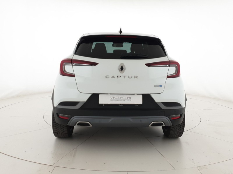 Renault Captur 1.6 e-tech hybrid rs line 145cv auto