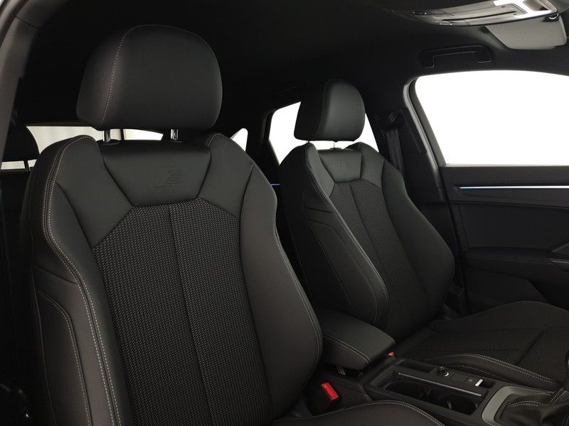 Audi Q3 Sportback 35TDI 150CV S tronic Identity Black
