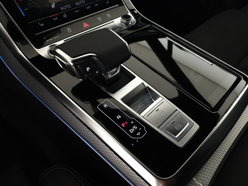 Audi Q7 50TDI 286CV quattro tiptronic S line Edition
