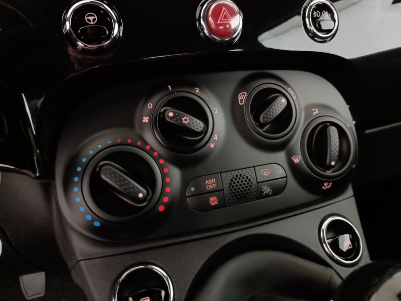 Fiat 500 1.0 hybrid 70cv
