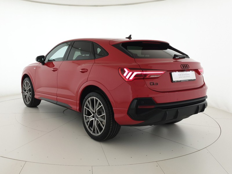Audi Q3 Sportback 35TDI 150CV S tronic Identity Black