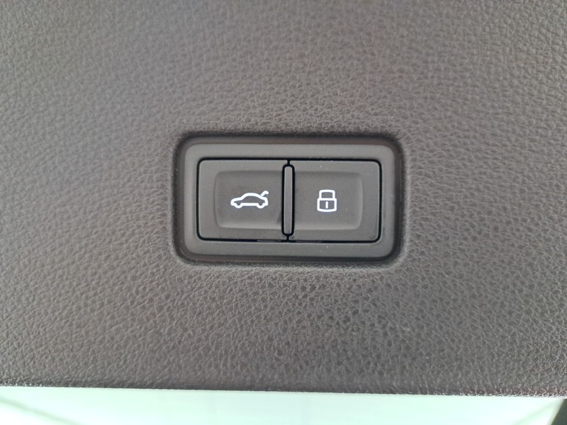 Audi SQ8 s4.0 tfsi quattro tiptronic