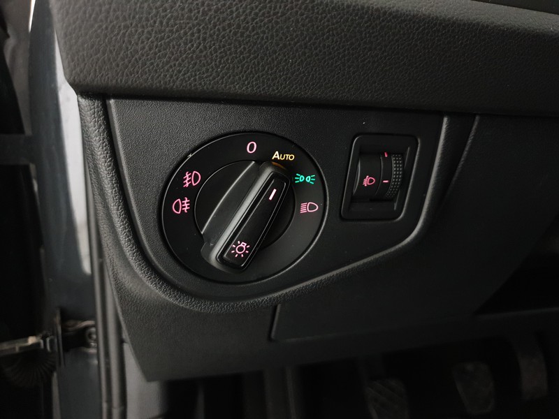 Volkswagen Polo 5p 1.0 tgi comfortline 90cv my19