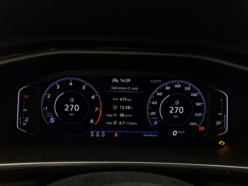 Volkswagen T-Roc 1.0 tsi r-line 110cv