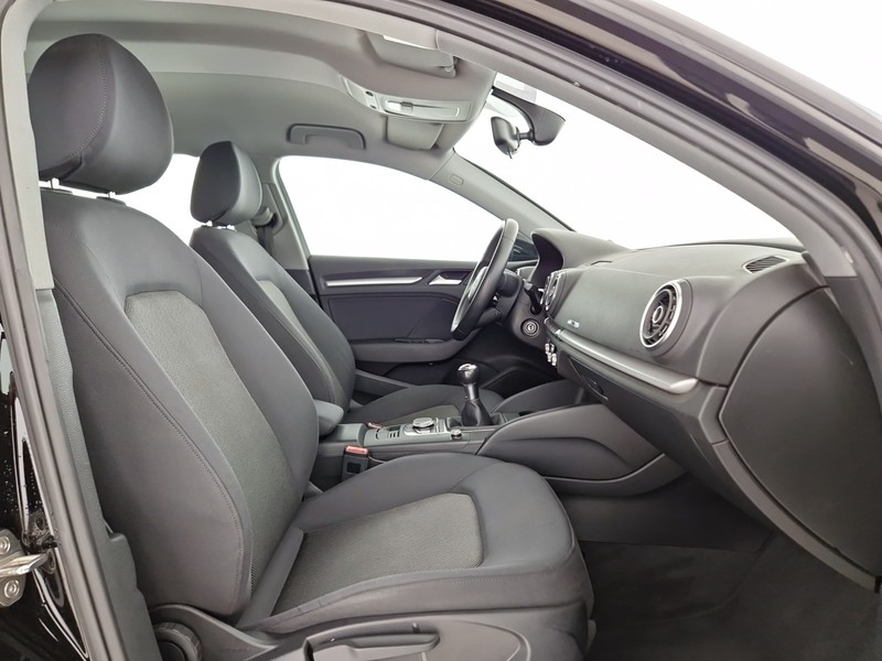 Audi A3 sportback 1.6 tdi business 110cv