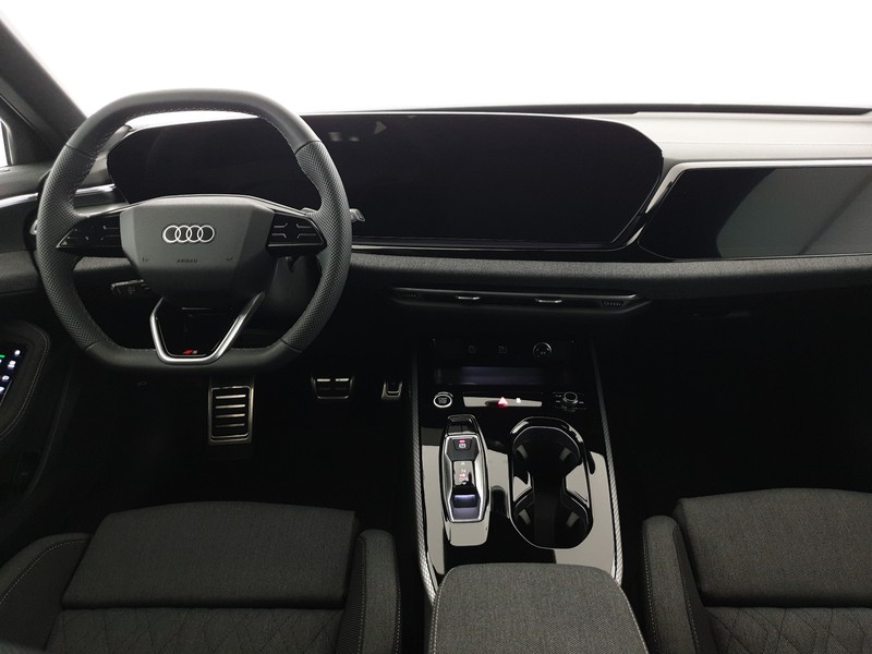 Audi A5 Avant 2.0TDI 204CV quattro S tronic S line Edition