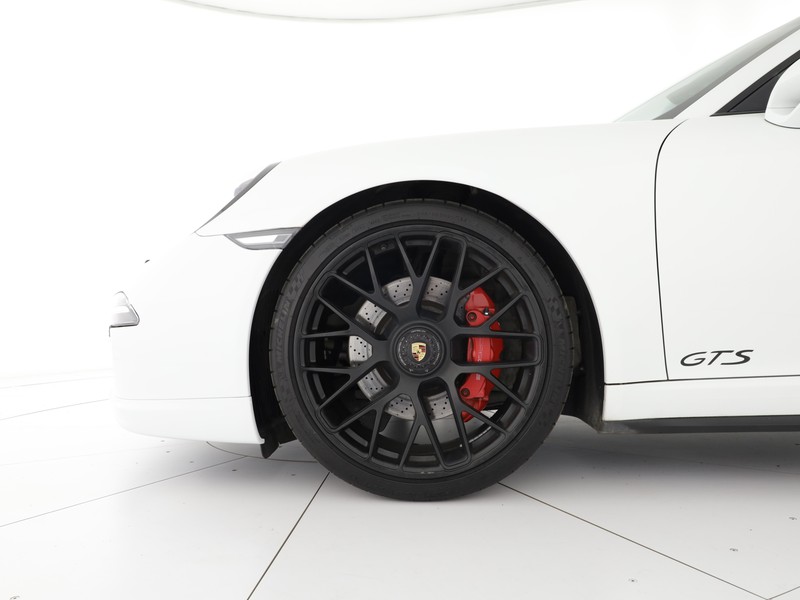Porsche 911 coupe 3.8 carrera 4 gts pdk
