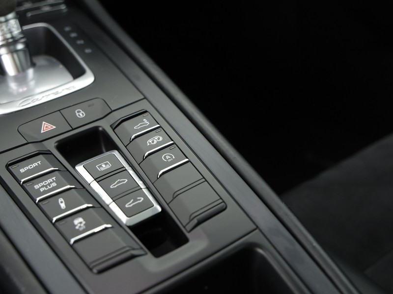 Porsche 911 coupe 3.8 carrera 4 gts pdk