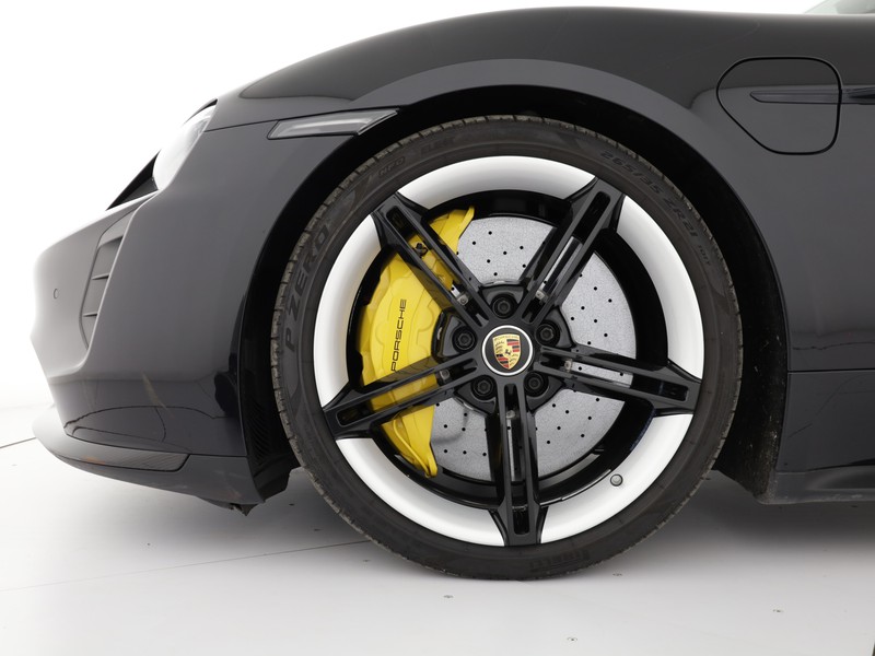 Porsche Taycan turbo s 5p.ti