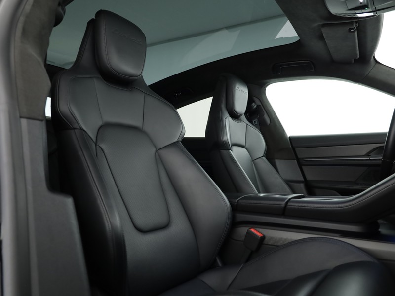 Porsche Taycan turbo s 5p.ti