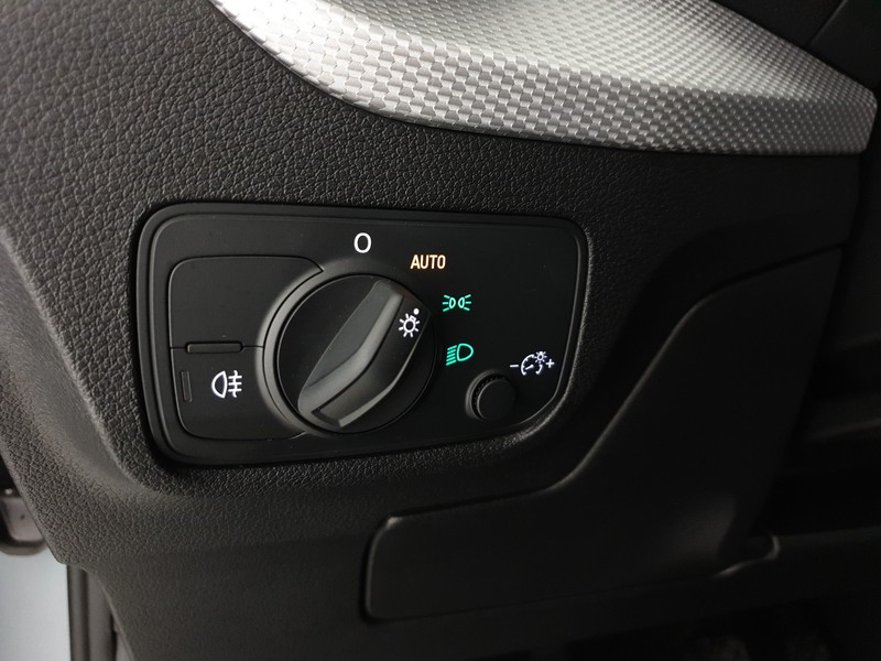 Audi Q2 35TFSI 150CV Admired Advanced