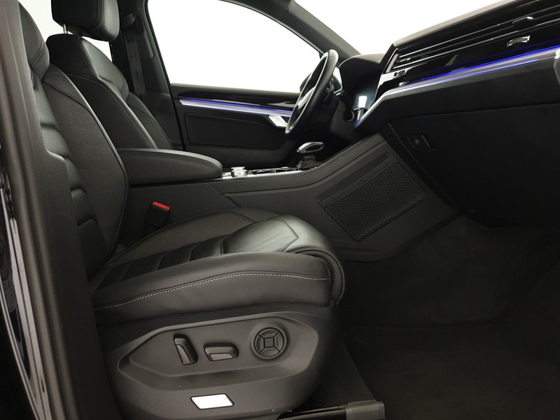 Volkswagen Touareg 3.0 v6 tdi elegance r-line exterior pack 286cv tiptronic