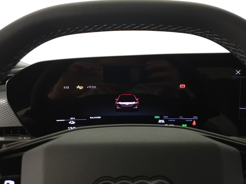 Audi A6 e-tron Avant 428CV quattro S line Edition
