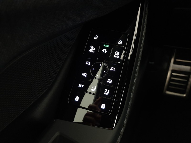 Audi A6 e-tron Avant 428CV quattro S line Edition