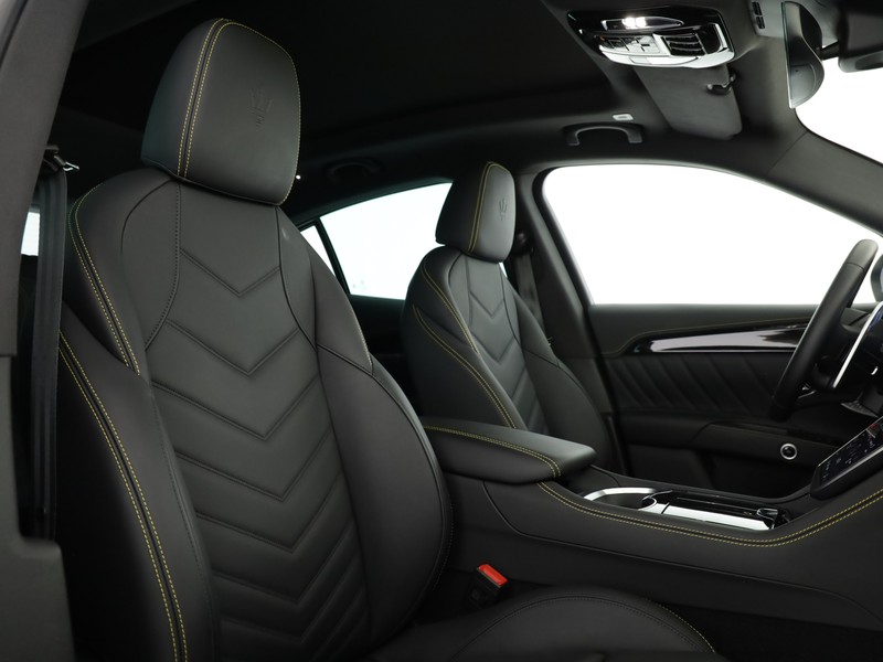Maserati Grecale .0 mhev modena 330cv auto