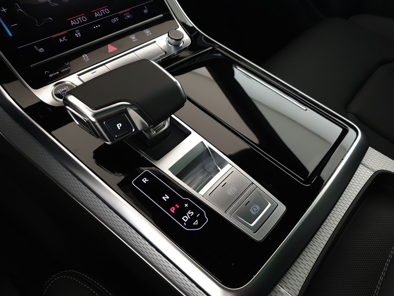 Audi Q8 50TDI 286CV quattro tiptronic S line Edition