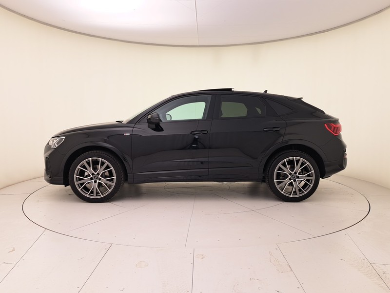 Audi Q3 sportback 35 2.0 tdi s line edition s-tronic